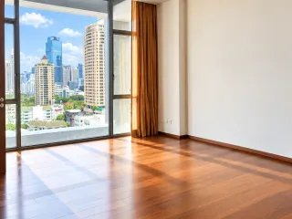 Аренда и продажа 1 кровать кондо в Сатхон, Бангкок