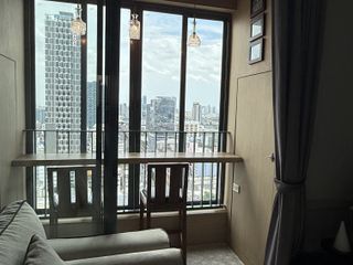 For sale 2 ベッドルーム condo in Phra Khanong, Bangkok