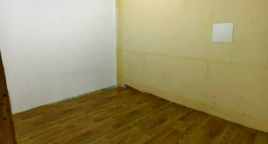 For rent 3 bedrooms retail Space in Khlong Toei, Bangkok