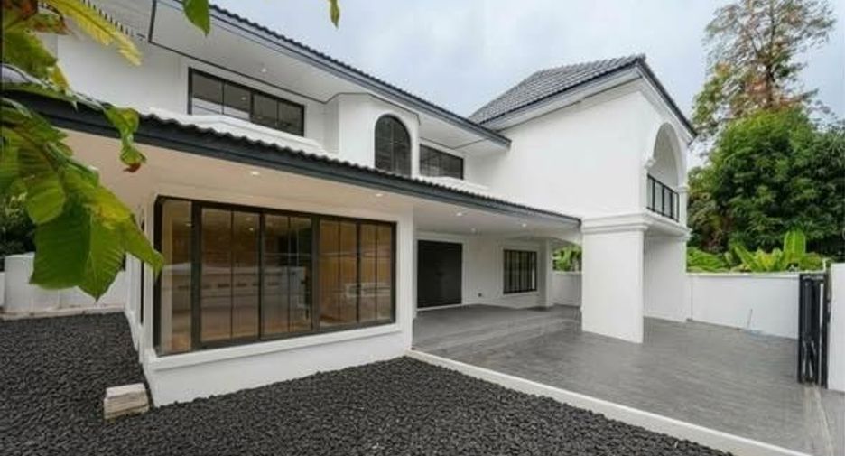 出售 4 卧室 独立屋 在 Bang Na, 曼谷