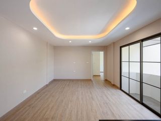 出售 4 卧室 独立屋 在 Bang Na, 曼谷