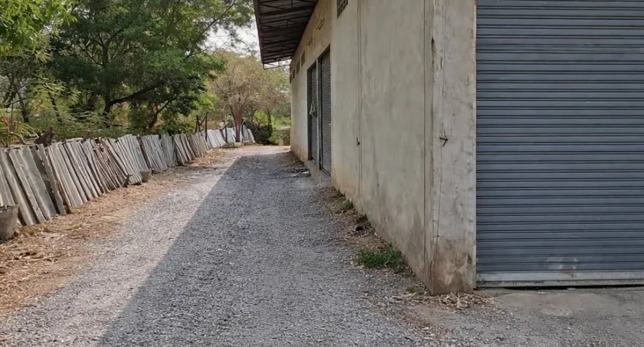 出售 土地 在 Lat Krabang, 曼谷