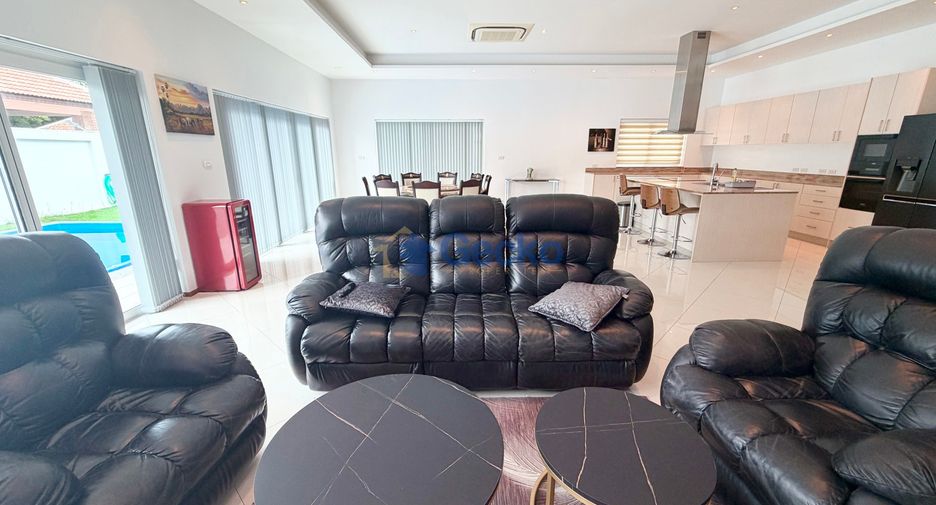 Haus zur Miete mit 3 Zimmer in Bang Lamung, Chonburi