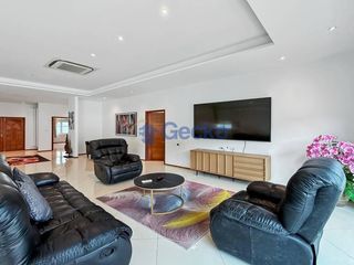 Haus zur Miete mit 3 Zimmer in Bang Lamung, Chonburi