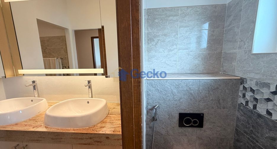 Haus zur Miete mit 3 Zimmer in Bang Lamung, Chonburi