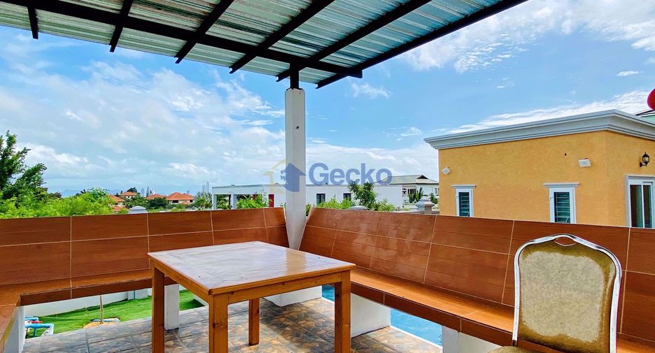 Haus zur Miete mit 4 Zimmer in Bang Lamung, Chonburi