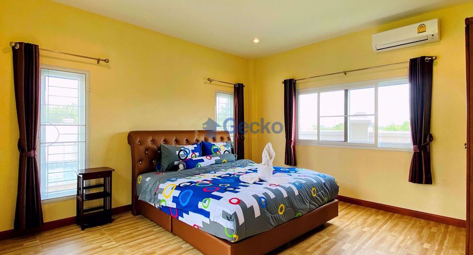 Haus zur Miete mit 4 Zimmer in Bang Lamung, Chonburi