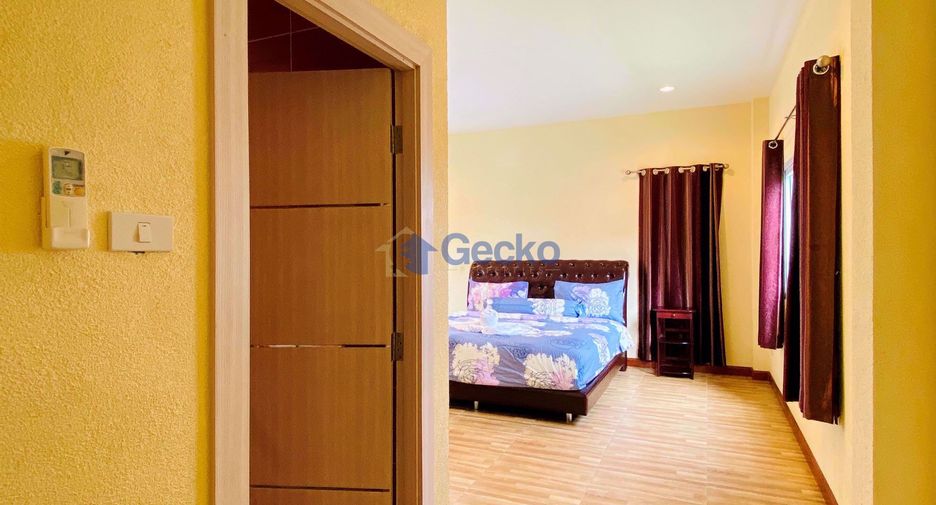 Haus zur Miete mit 4 Zimmer in Bang Lamung, Chonburi
