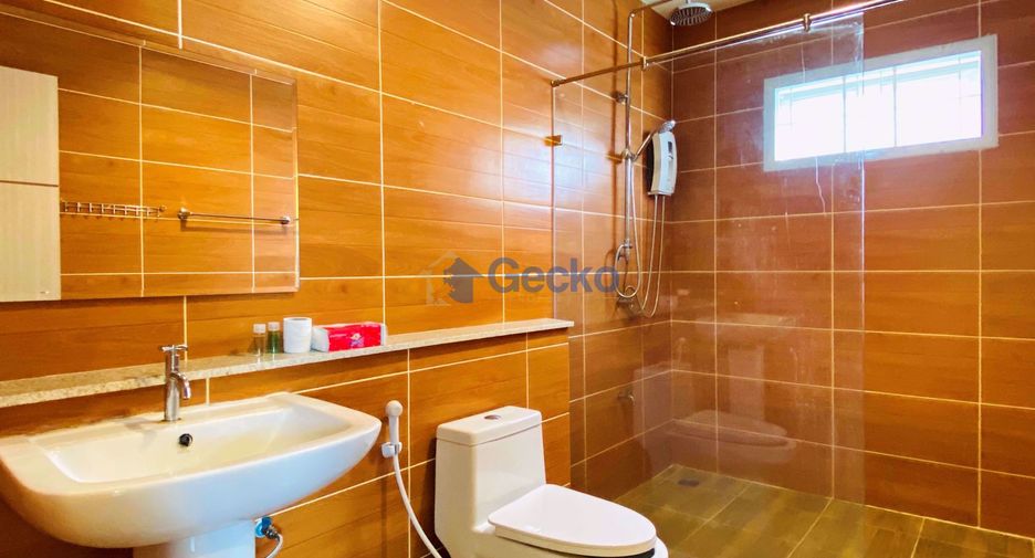 Haus zur Miete mit 4 Zimmer in Bang Lamung, Chonburi