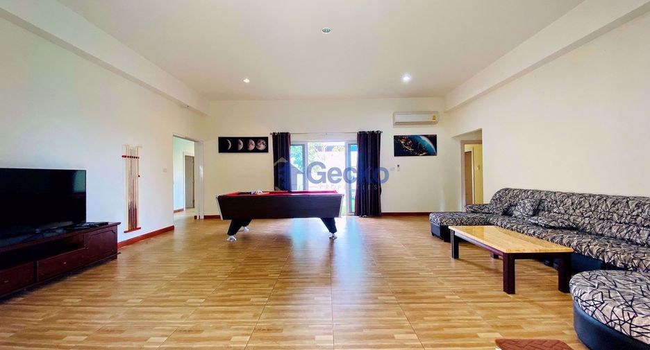 Haus zur Miete mit 4 Zimmer in Bang Lamung, Chonburi