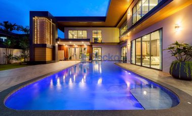 Casa en venta de 7 habitaciones en Bang Lamung, Chonburi