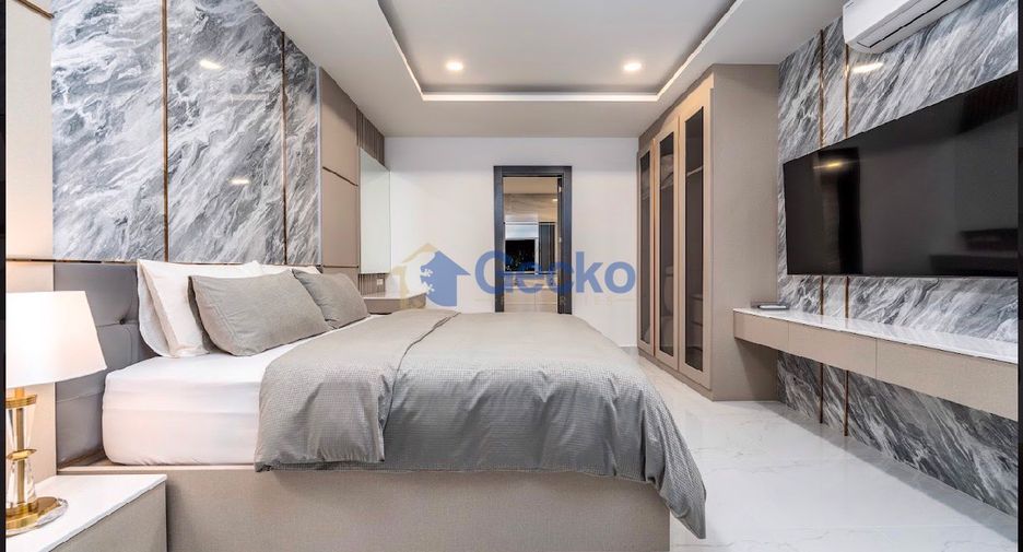 Casa en venta de 7 habitaciones en Bang Lamung, Chonburi