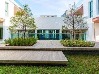 Casa en venta de 6 habitaciones en Bang Lamung, Chonburi