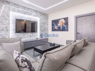 For sale 3 bedrooms condo in Na Jomtien, Pattaya
