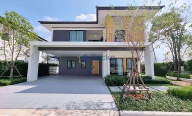 Casa en venta de 4 habitaciones en Bang Lamung, Chonburi