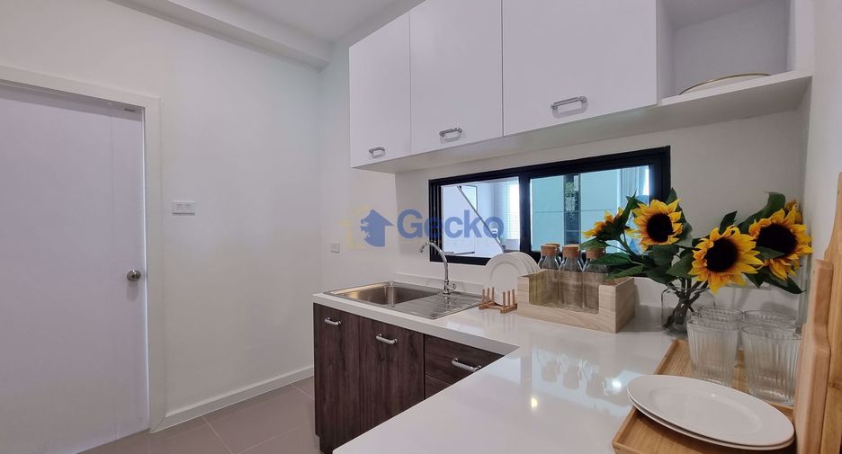 Casa en venta de 4 habitaciones en Bang Lamung, Chonburi