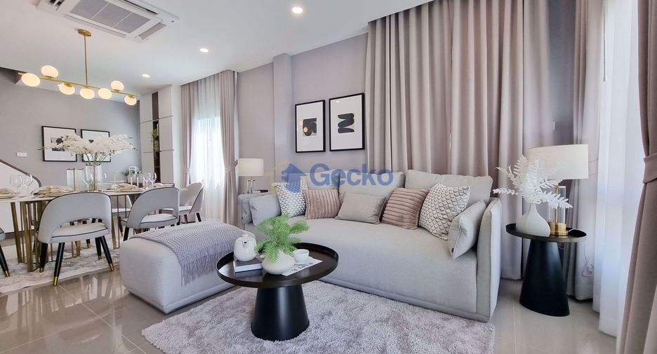 Casa en venta de 4 habitaciones en Bang Lamung, Chonburi