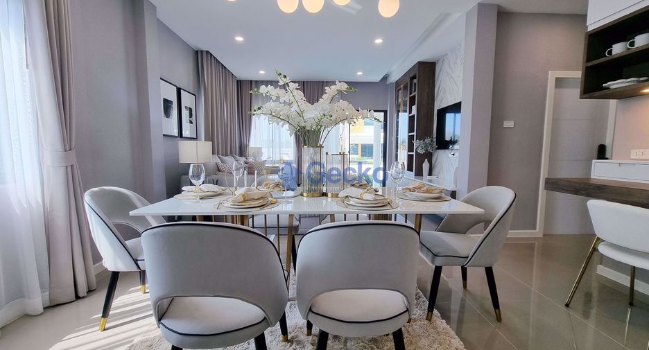Casa en venta de 4 habitaciones en Bang Lamung, Chonburi