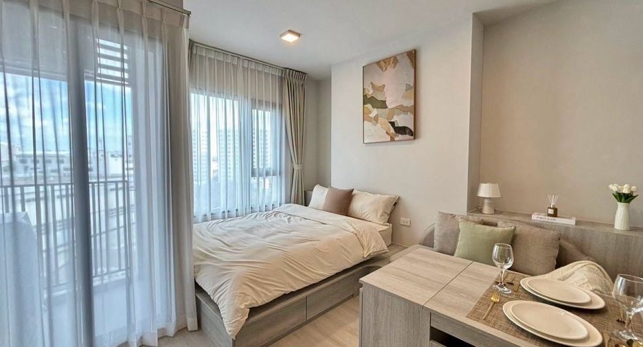 Condo en alquiler de estudio en Huai Khwang, Bangkok