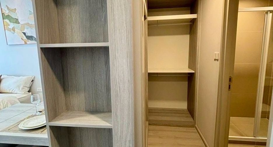 Condo en alquiler de estudio en Huai Khwang, Bangkok