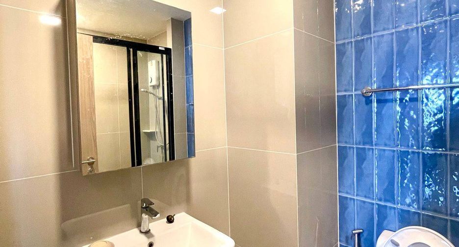 For rent 3 ベッドルーム condo in Watthana, Bangkok