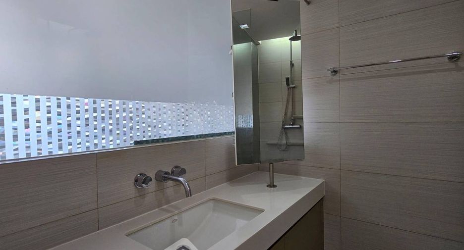 For rent 1 Beds condo in Khlong Toei, Bangkok