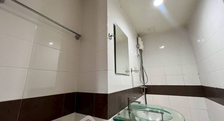 Продажа 2 спальни кондо в Дин Даенг, Бангкок