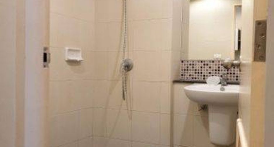 For sale 1 bed condo in Pathum Wan, Bangkok