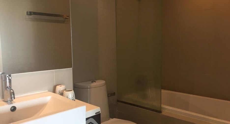 À vendre 1 chambre condo à Khlong Toei, Bangkok