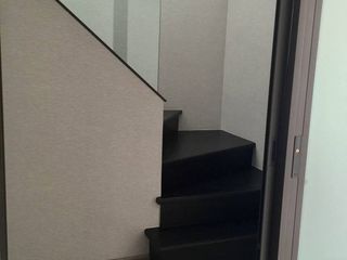Casa adosada en alquiler y en venta de 3 habitaciones en Lat Phrao, Bangkok