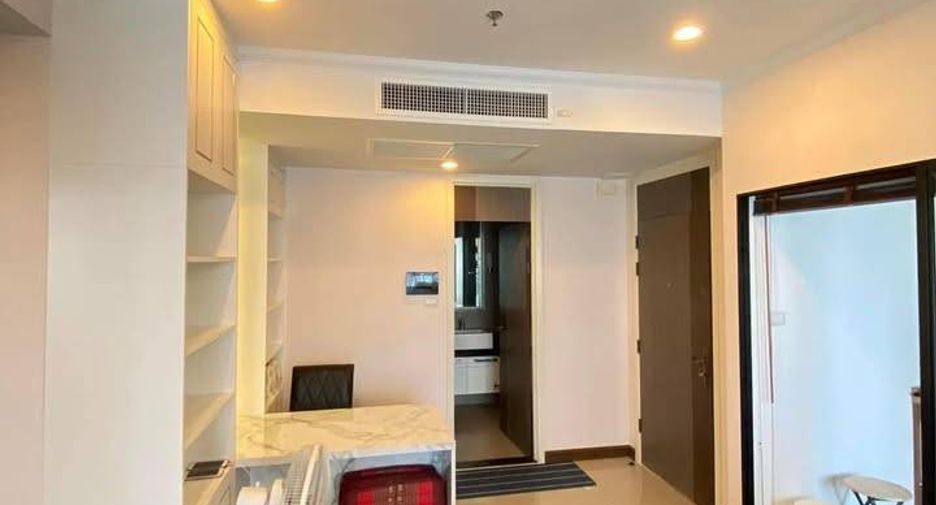 À louer et à vendre 2 chambres condo à Sathon, Bangkok
