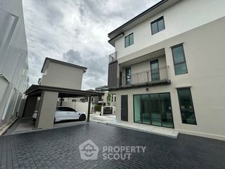 For sale 3 ベッドルーム house in Prawet, Bangkok