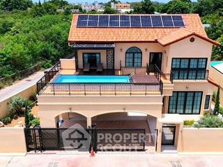 Villa zum Kauf mit 5 Zimmer in Bang Lamung, Chonburi