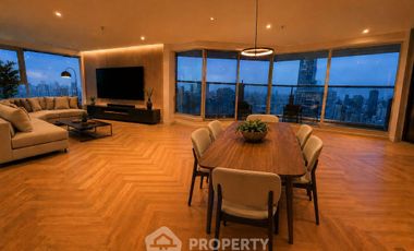For sale 3 bedrooms condo in Watthana, Bangkok
