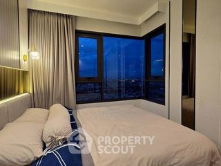 For sale 1 bed condo in Thon Buri, Bangkok