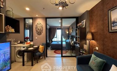 Condo en alquiler y en venta de 1 habitaciones en Watthana, Bangkok