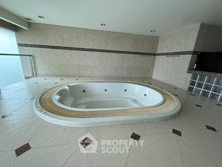 For sale 1 Beds condo in Ratchathewi, Bangkok