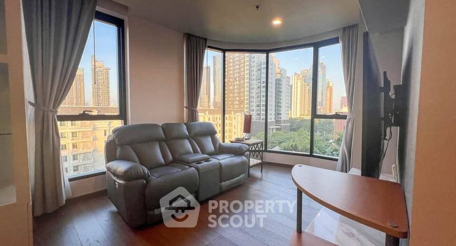 For sale 2 bedrooms condo in Khlong Toei, Bangkok