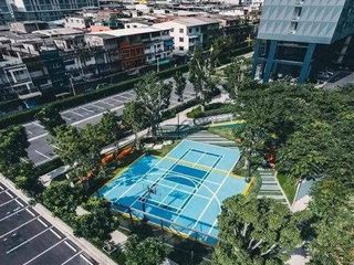 For sale 2 ベッドルーム condo in Phra Khanong, Bangkok