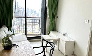 À vendre 1 chambre condo à Khlong Toei, Bangkok