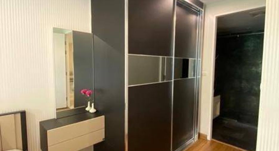 For sale 2 bedrooms condo in Watthana, Bangkok