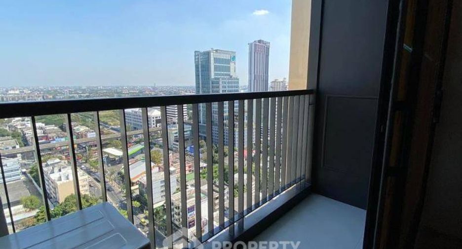 Condo en venta de 2 habitaciones en Phra Khanong, Bangkok