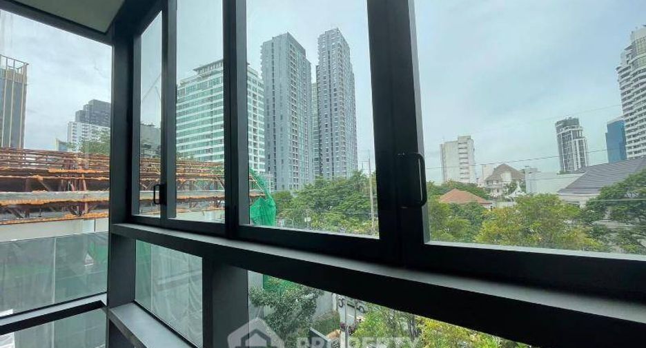 For sale 1 bed condo in Watthana, Bangkok