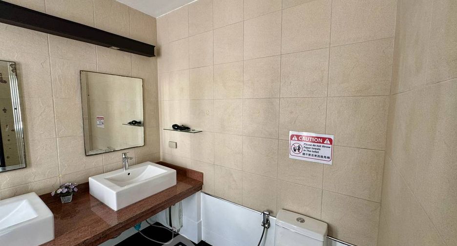 For sale 3 bedrooms villa in Bang Lamung, Chonburi