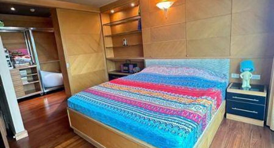 For sale 2 bedrooms condo in Pathum Wan, Bangkok