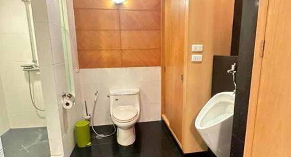 For sale 2 bedrooms condo in Pathum Wan, Bangkok