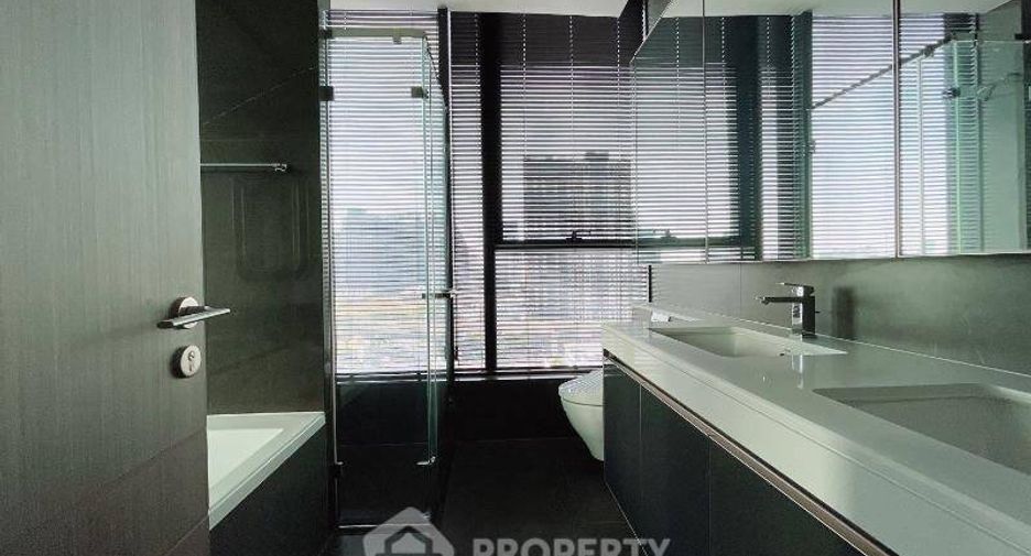 For sale 2 ベッドルーム condo in Watthana, Bangkok