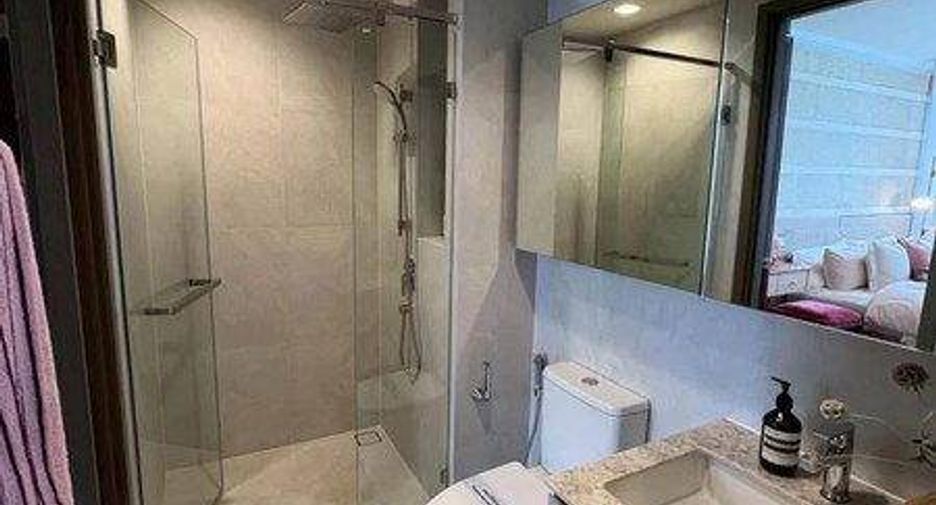 For sale 1 bed condo in Watthana, Bangkok