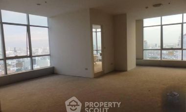 For sale 3 bedrooms condo in Sathon, Bangkok