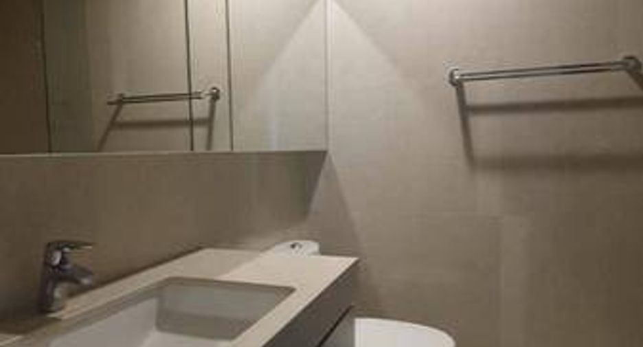 For sale 2 bedrooms condo in Watthana, Bangkok